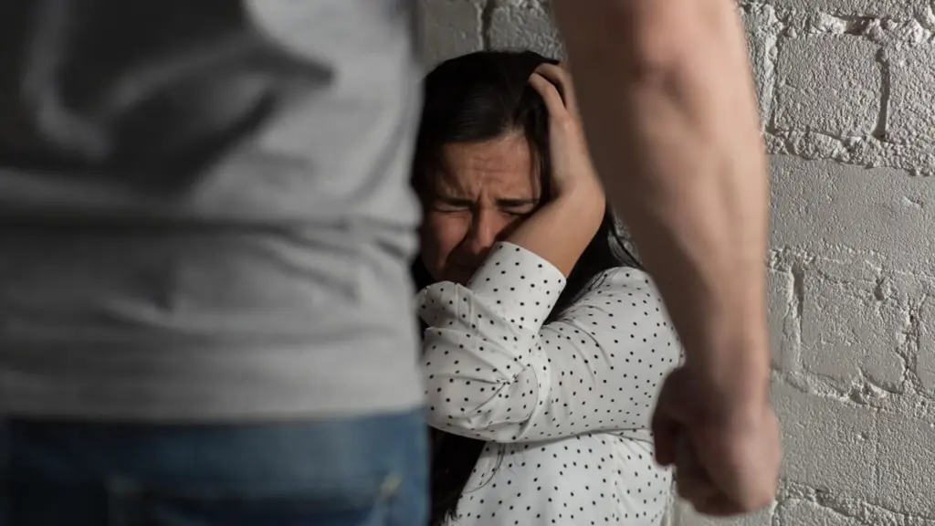 Orden de restricción por violencia familiar